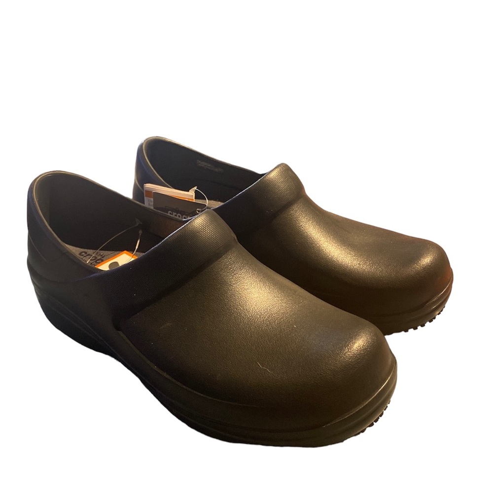 Crocs At Work -Women’s Neria Pro II Black Clogs Slip Resistant Shoes Size 9 NWT